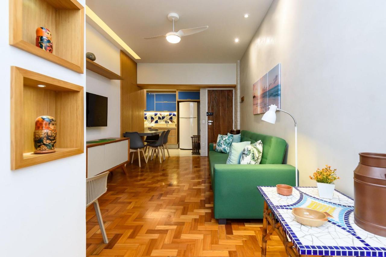 3BDRs w/ Garage 250m from the Beach | RP 14/504