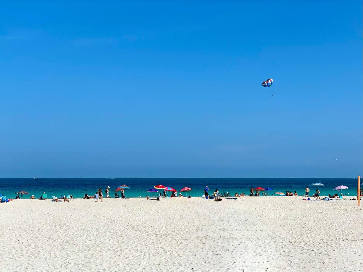 Ocean Drive South of Fifth Miami Beach Family & Pet Friendly - 4