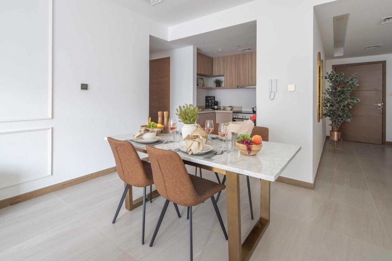 Frank Porter - Urban Oasis - 5