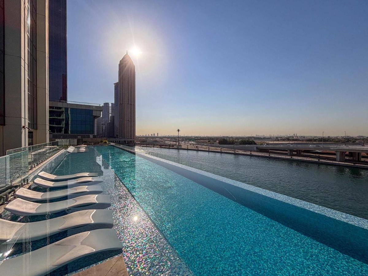 Frank Porter - Urban Oasis - 4