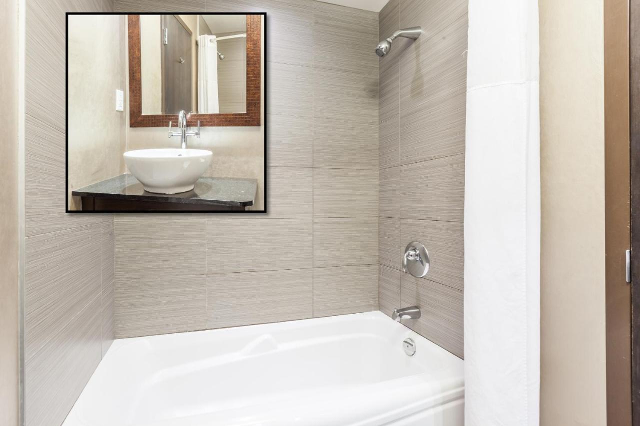 Hotel Ambassadeur et Suites photo