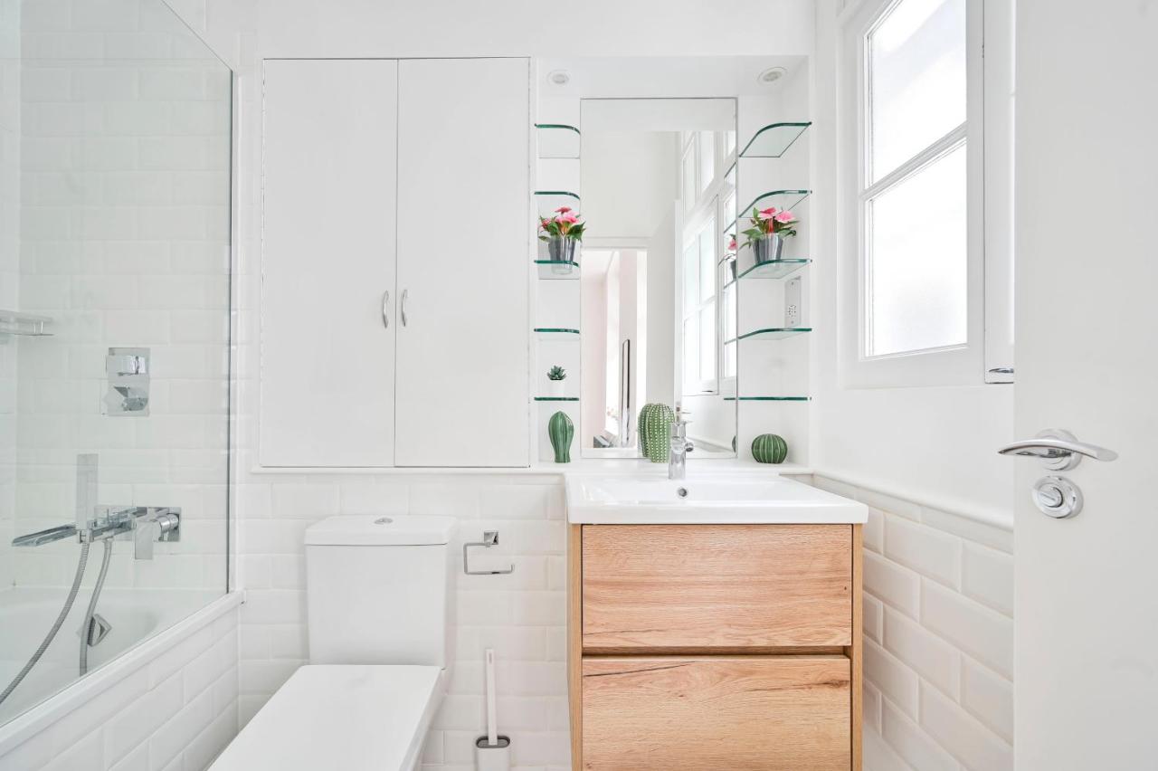 Magnificent 2 Bed Fitzrovia Apartment - 3