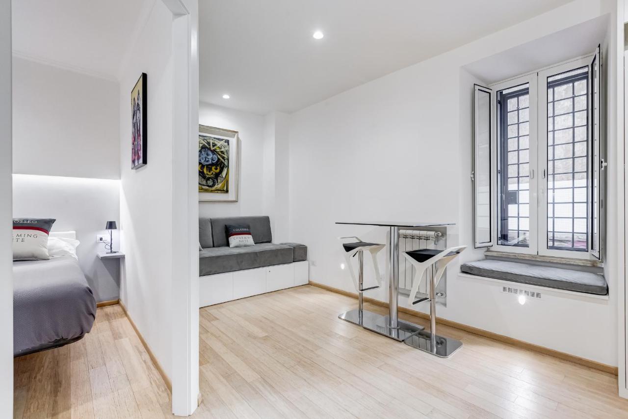 Colosseum Charming Suite monti district with jacuzzi - 2