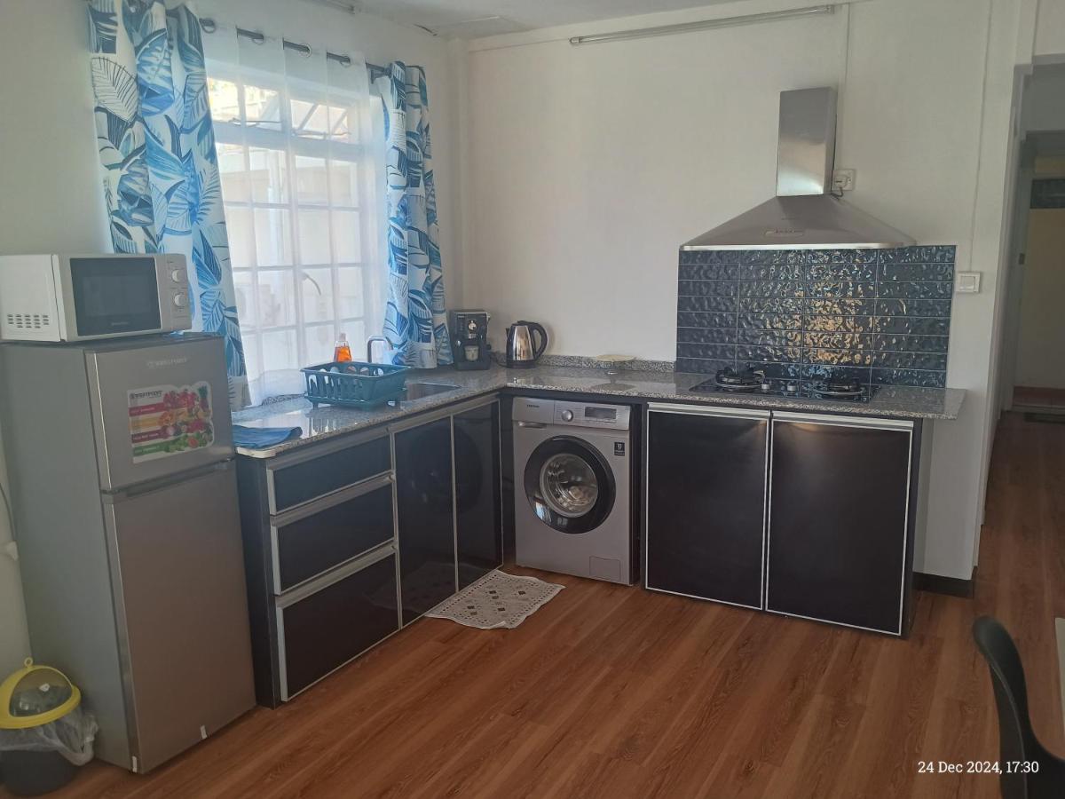 Seaview Apartment - 4