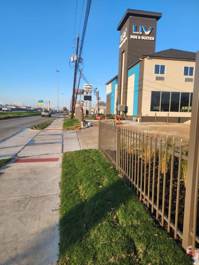 LiV INN & SUITES HOUSTON — photo 11