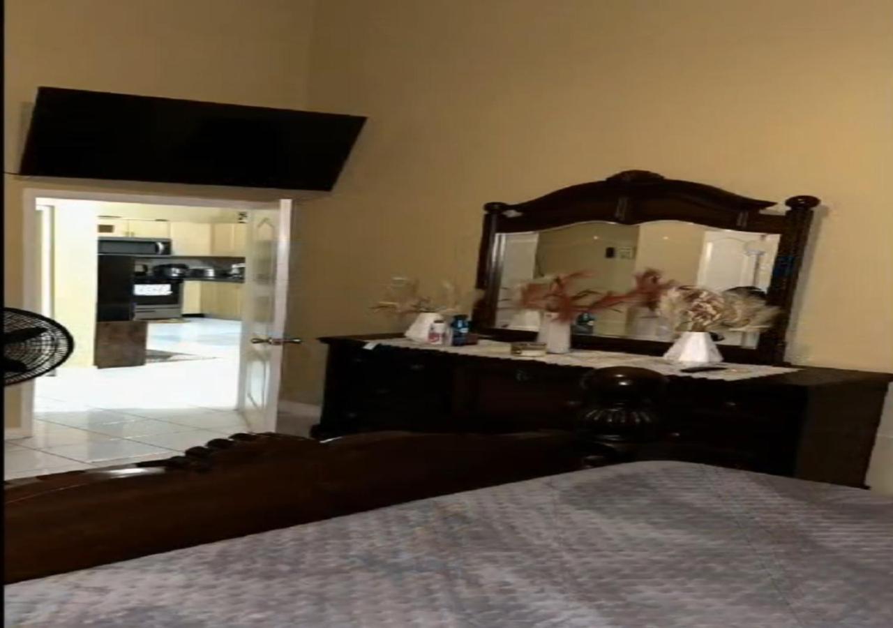 Luxe Escape Residential Housing - 4