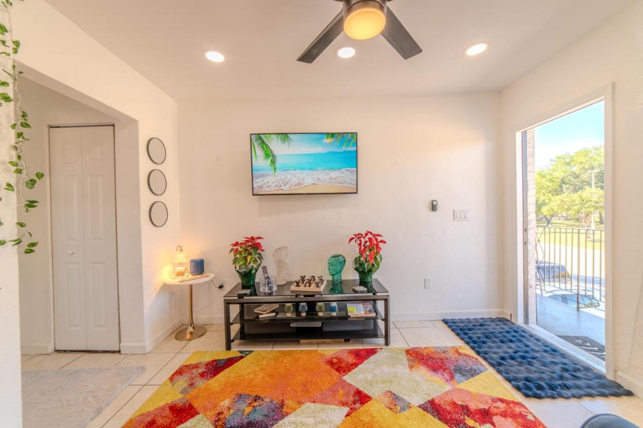 Queens Cozy Condo Near Downtown Airport - 4