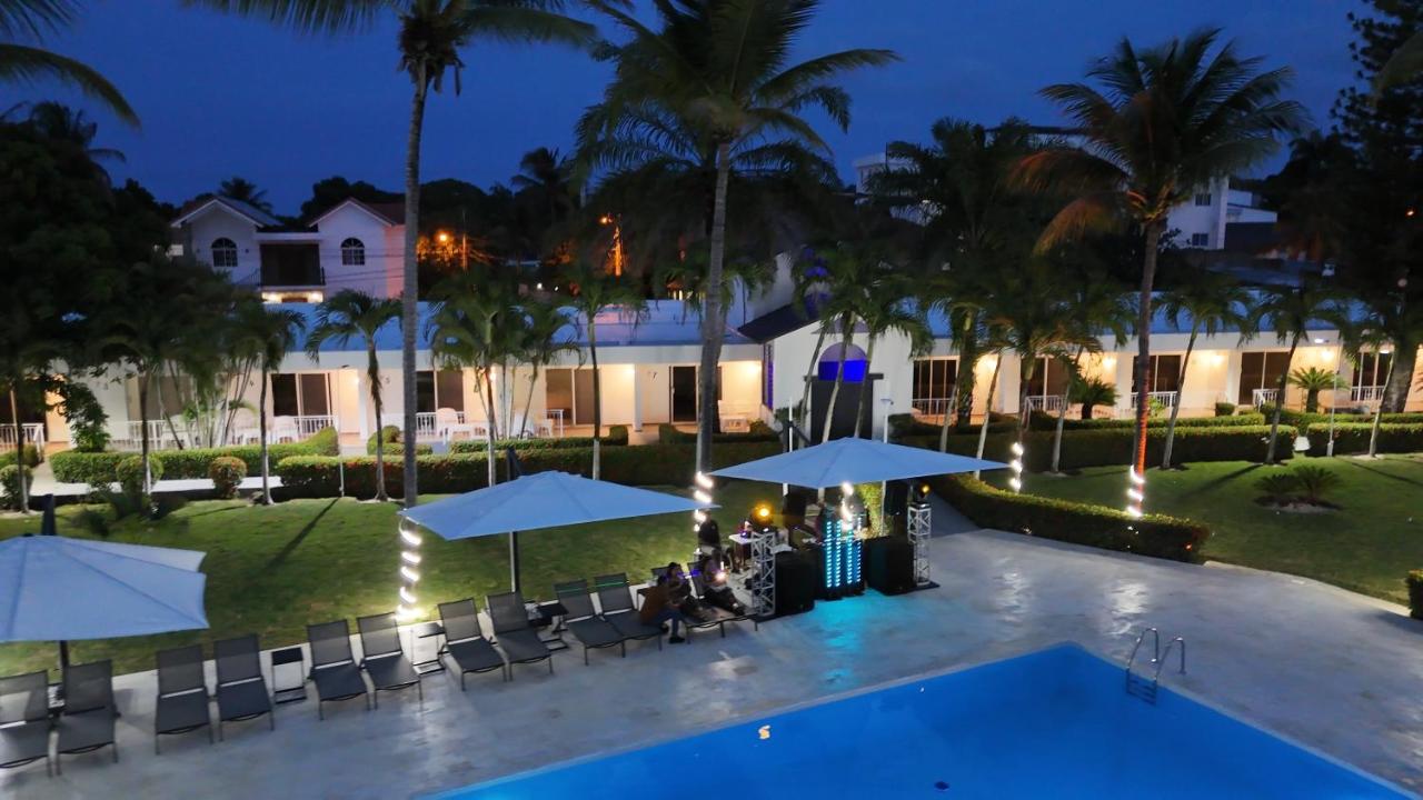 El Colibri Hotel - 4