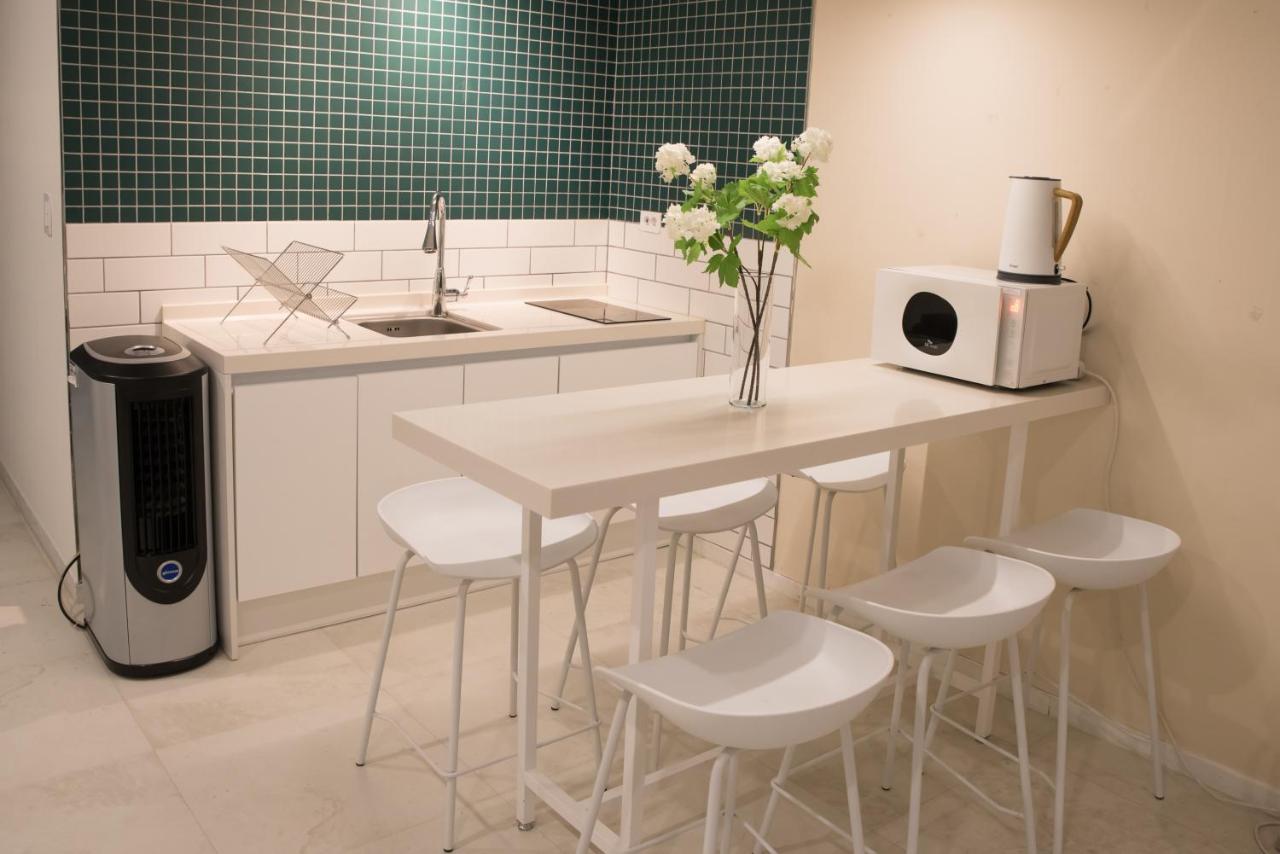 Cloud S Hongdae #AREX 2min #SUB 30sec - 4