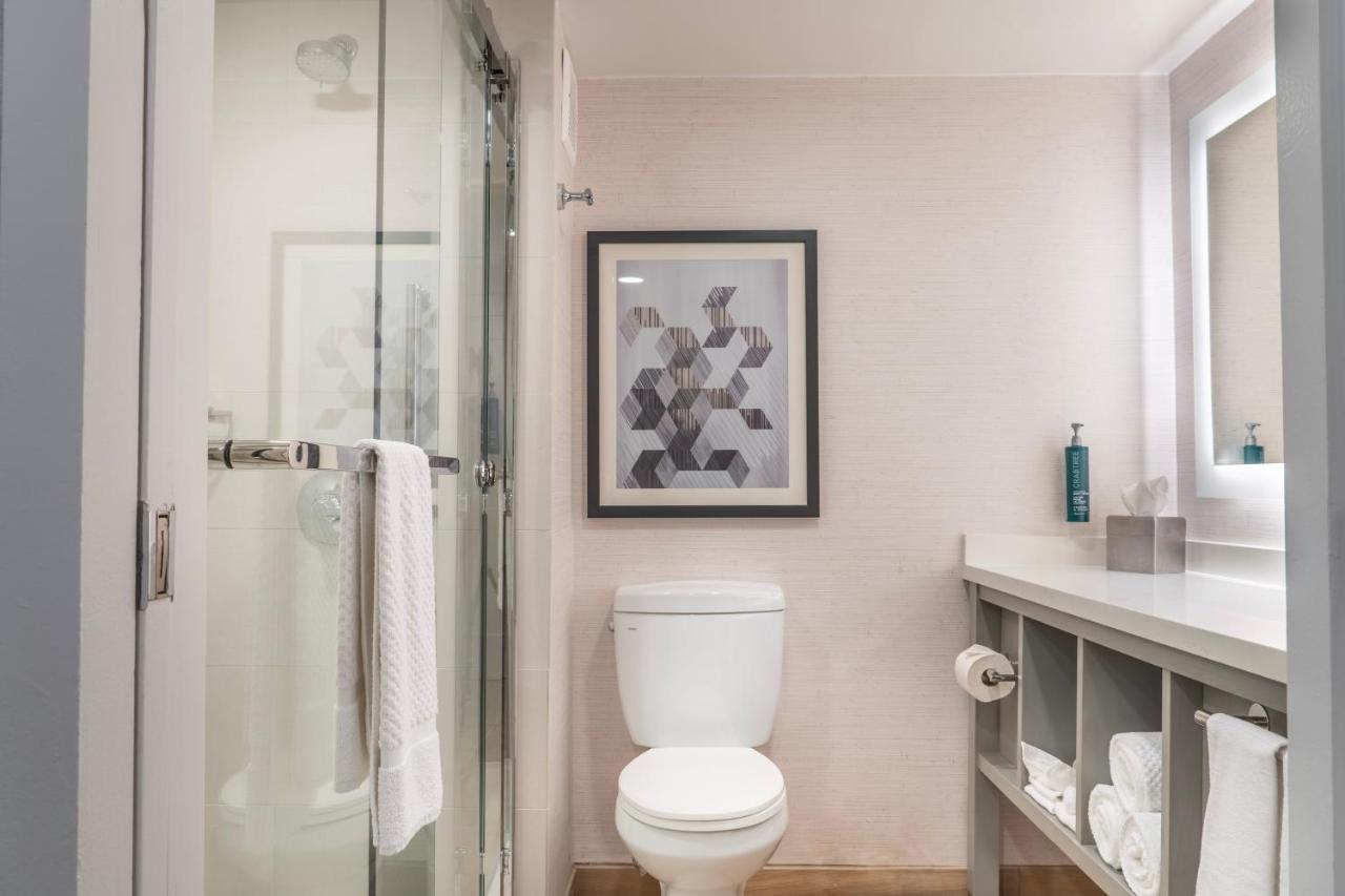 Orange County Hotel — photo 16