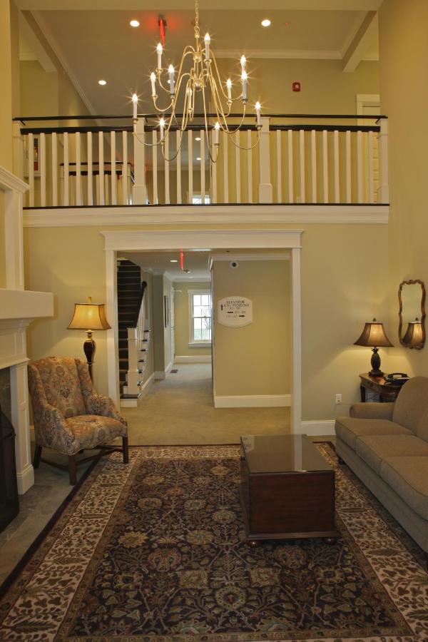 Publick House Historic Inn and Country Motor Lodge — photo 19