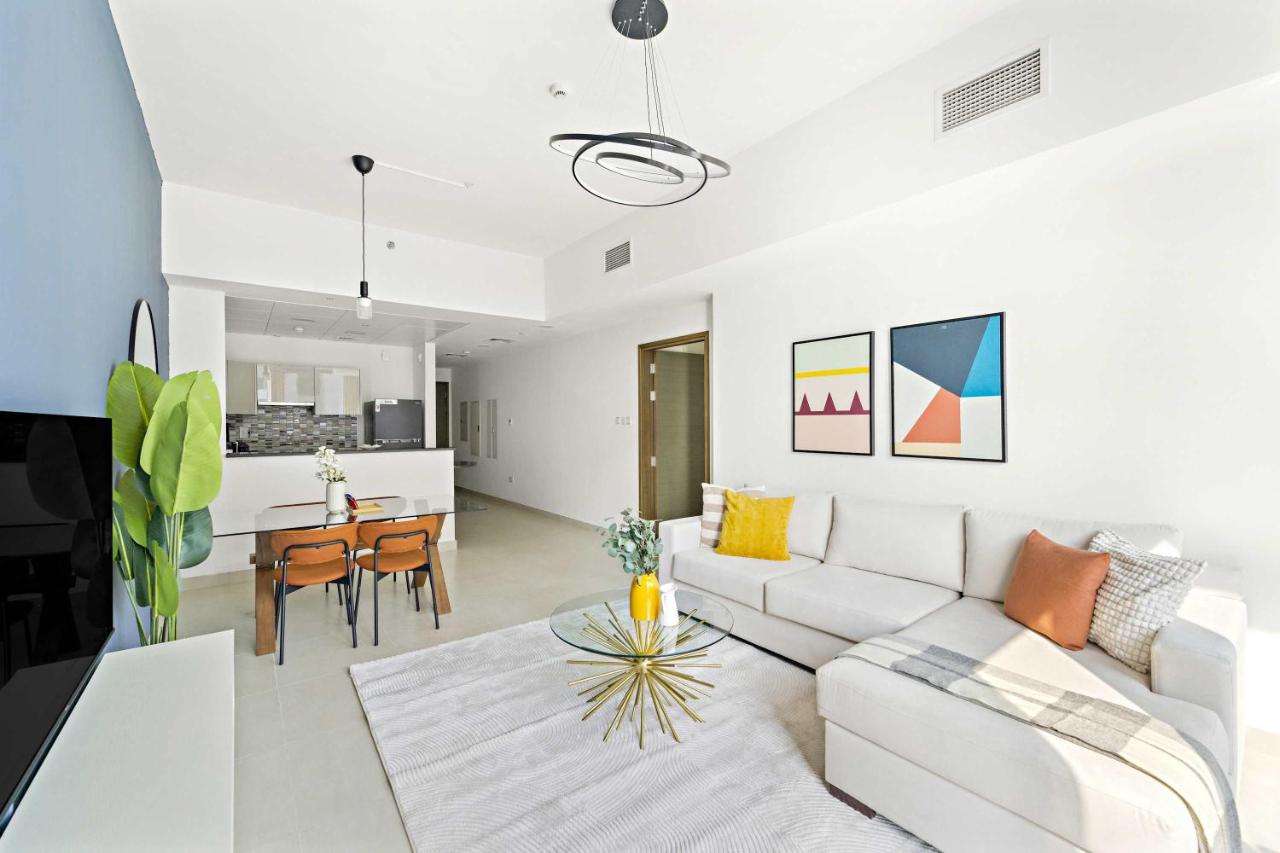 Silkhaus Vacation Homes Premium 2BDR Near Reem Park in Najmat - 5