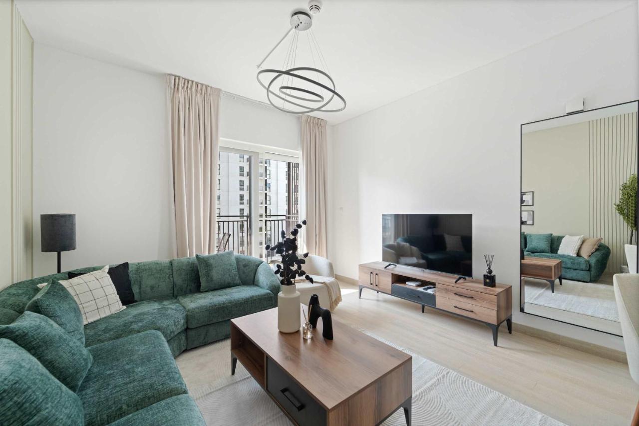 Silkhaus Vacation Homes Canal Access 1BDR in Water's Edge Tower