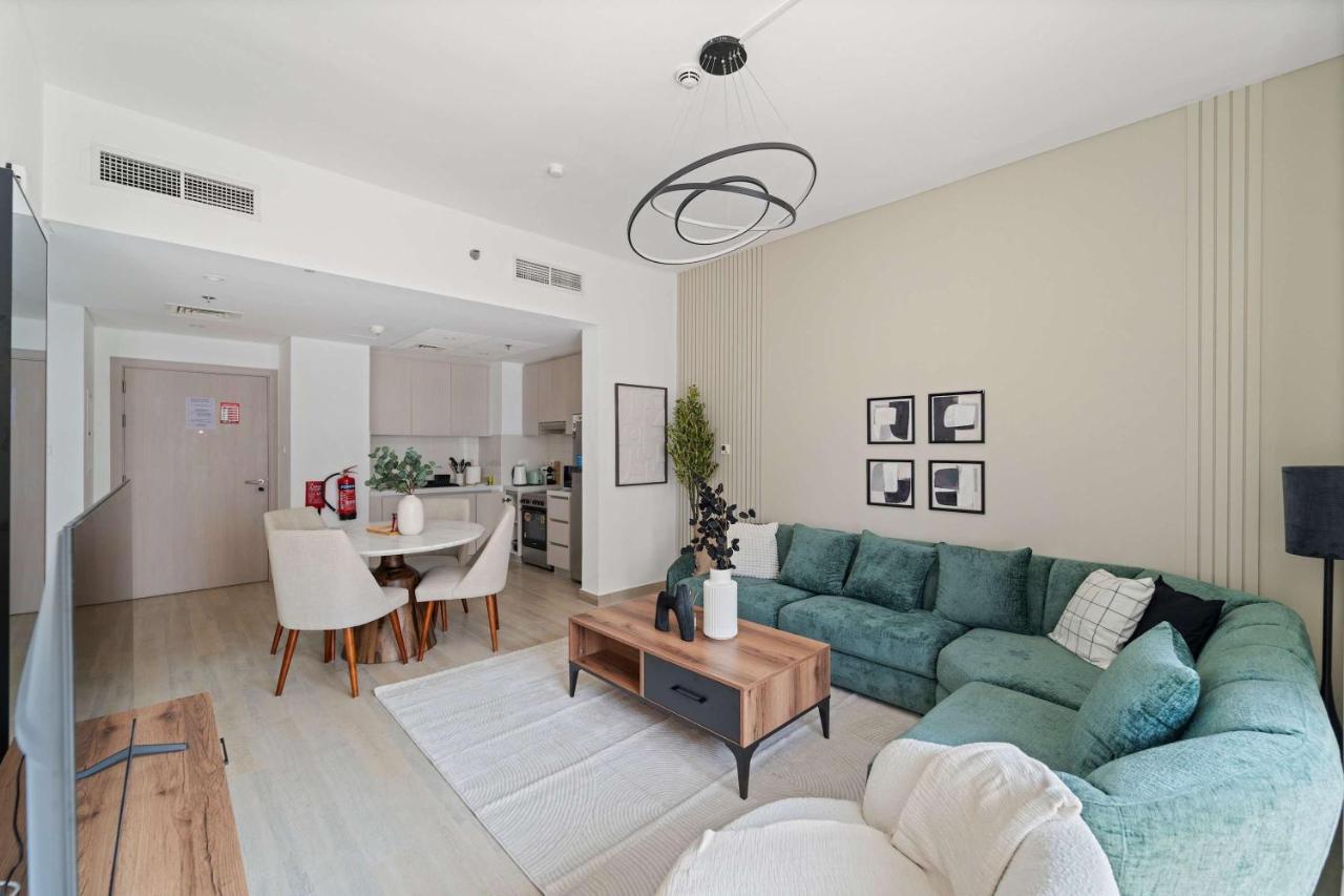 Silkhaus Vacation Homes Canal Access 1BDR in Water's Edge Tower - 4