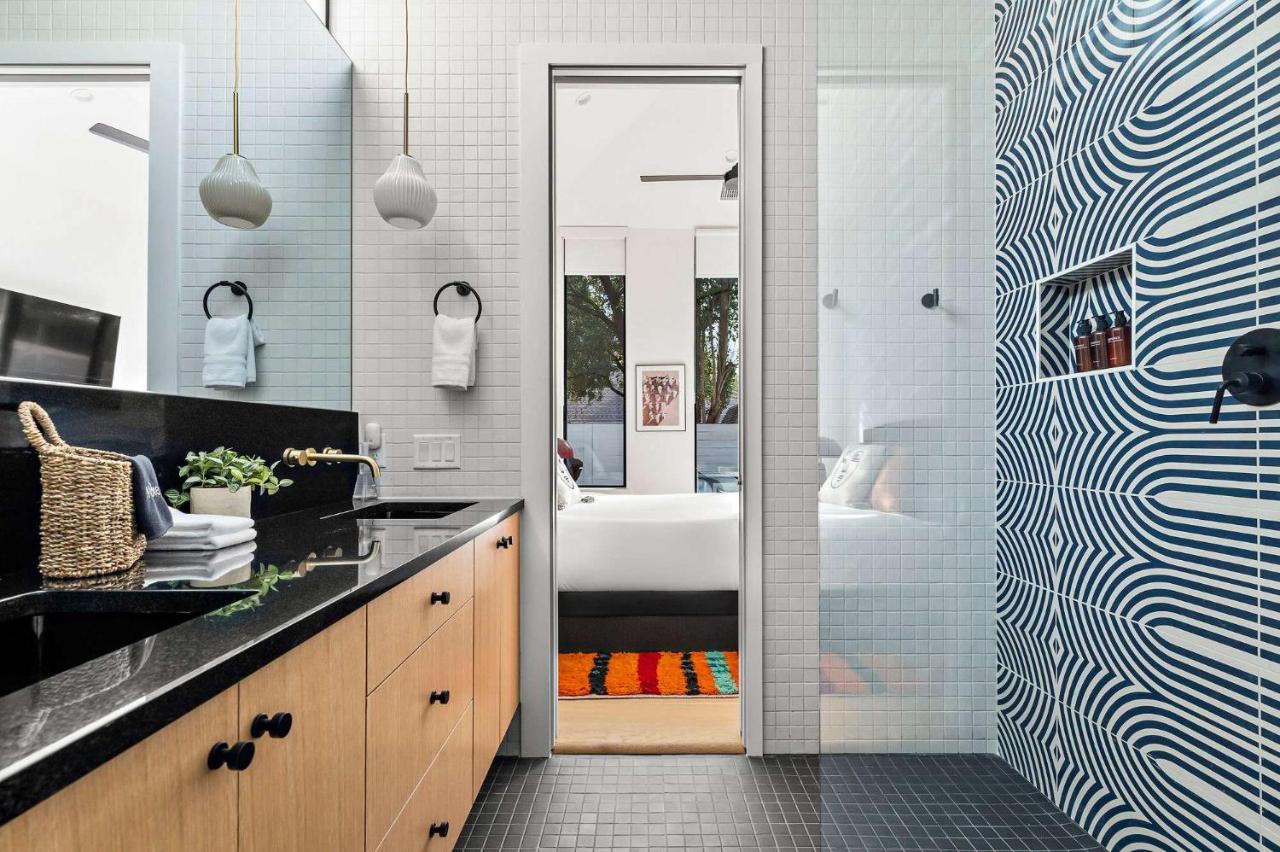 South 1st St Hideaway - 2 bedroom - DT ATX - 2