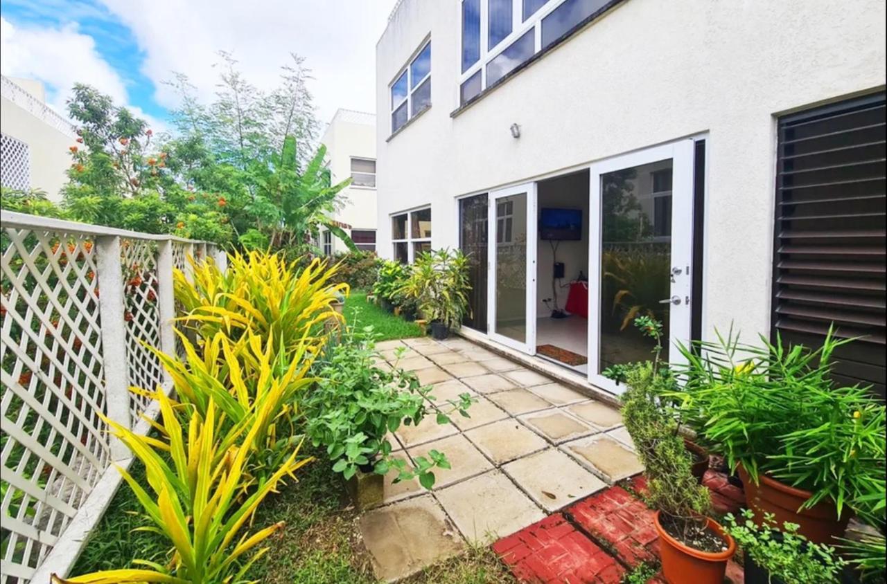 Chic Retreat BB, Bright, Gated 2BR Condo with pool and wifi - 5