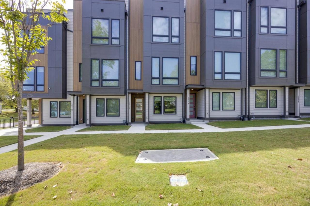 Hey Nashville Gorgeous Townhome 4 Bedrooms 4.5 Bathrooms - 5