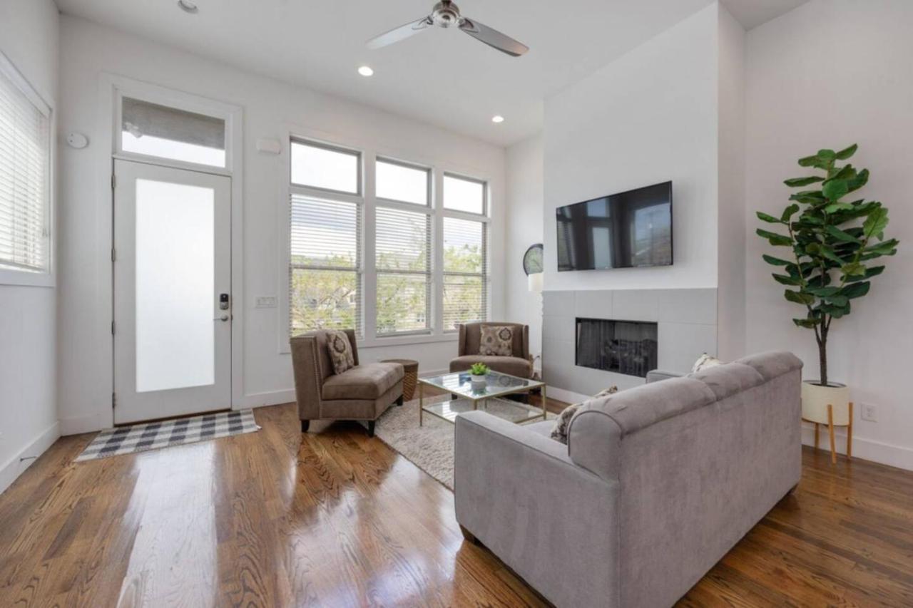 The Ivy 3 Bedroom 2.5 bath In West End - 3