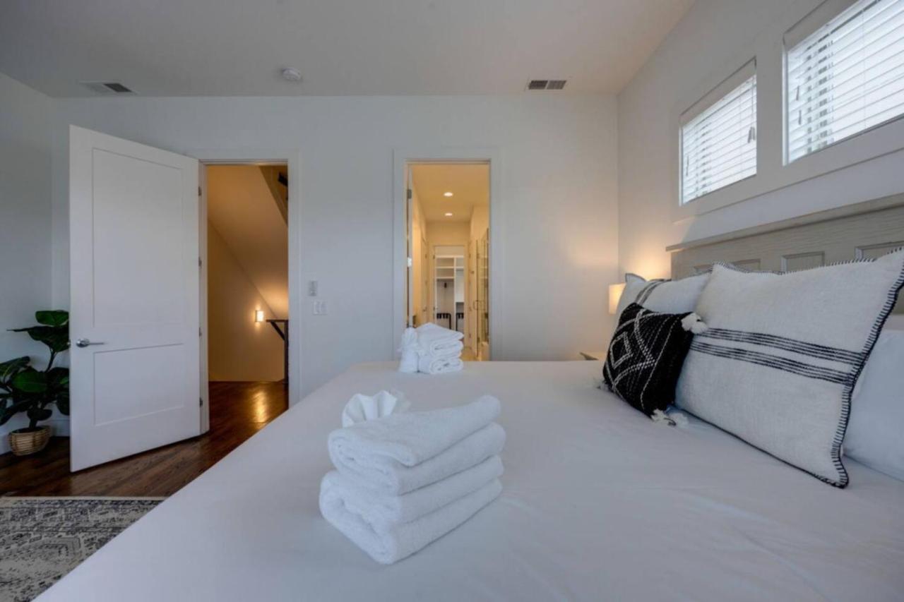 The Ivy 3 Bedroom 2.5 bath In West End - 4