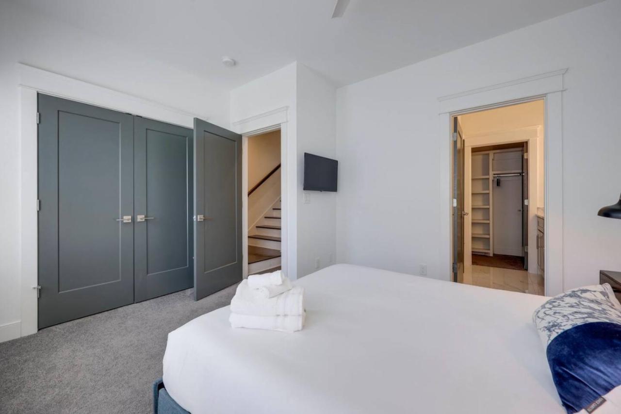 Two Side by Side Townhomes West Nashville Luxury - 4