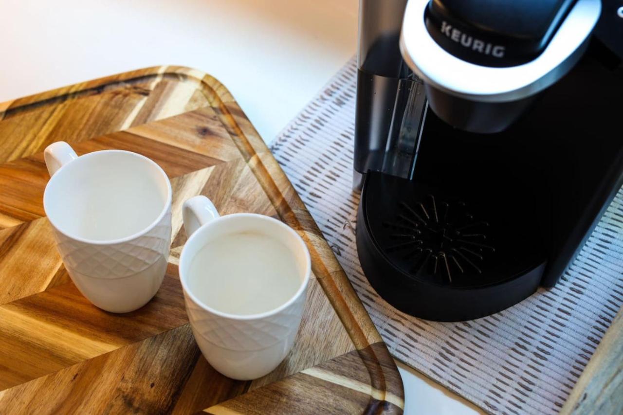 Southside Extraordinaire Walk to Gulch Lux Four Bedroom - 2