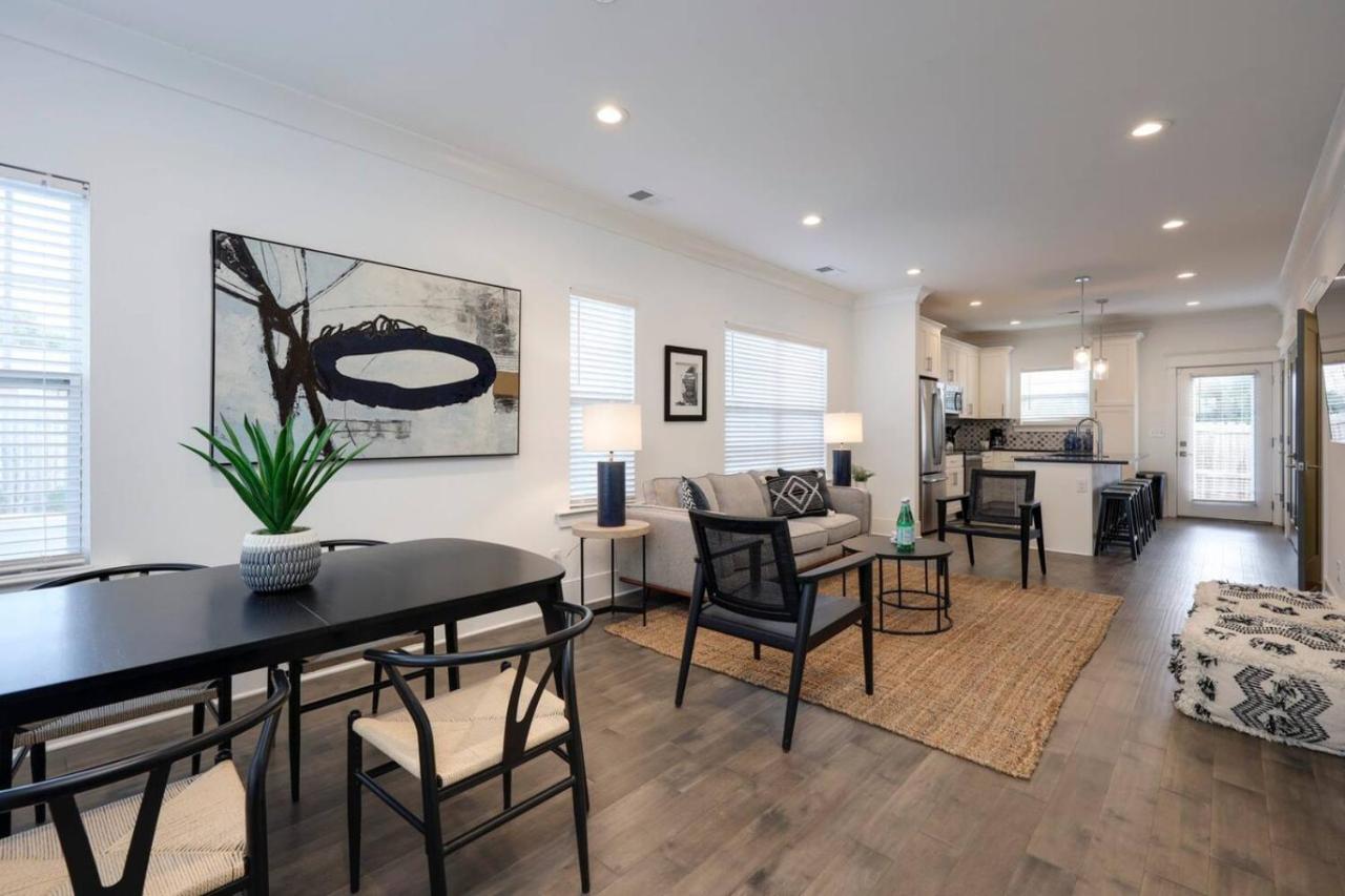 Ten Minutes to Broadway Music City Modern Townhome - 2