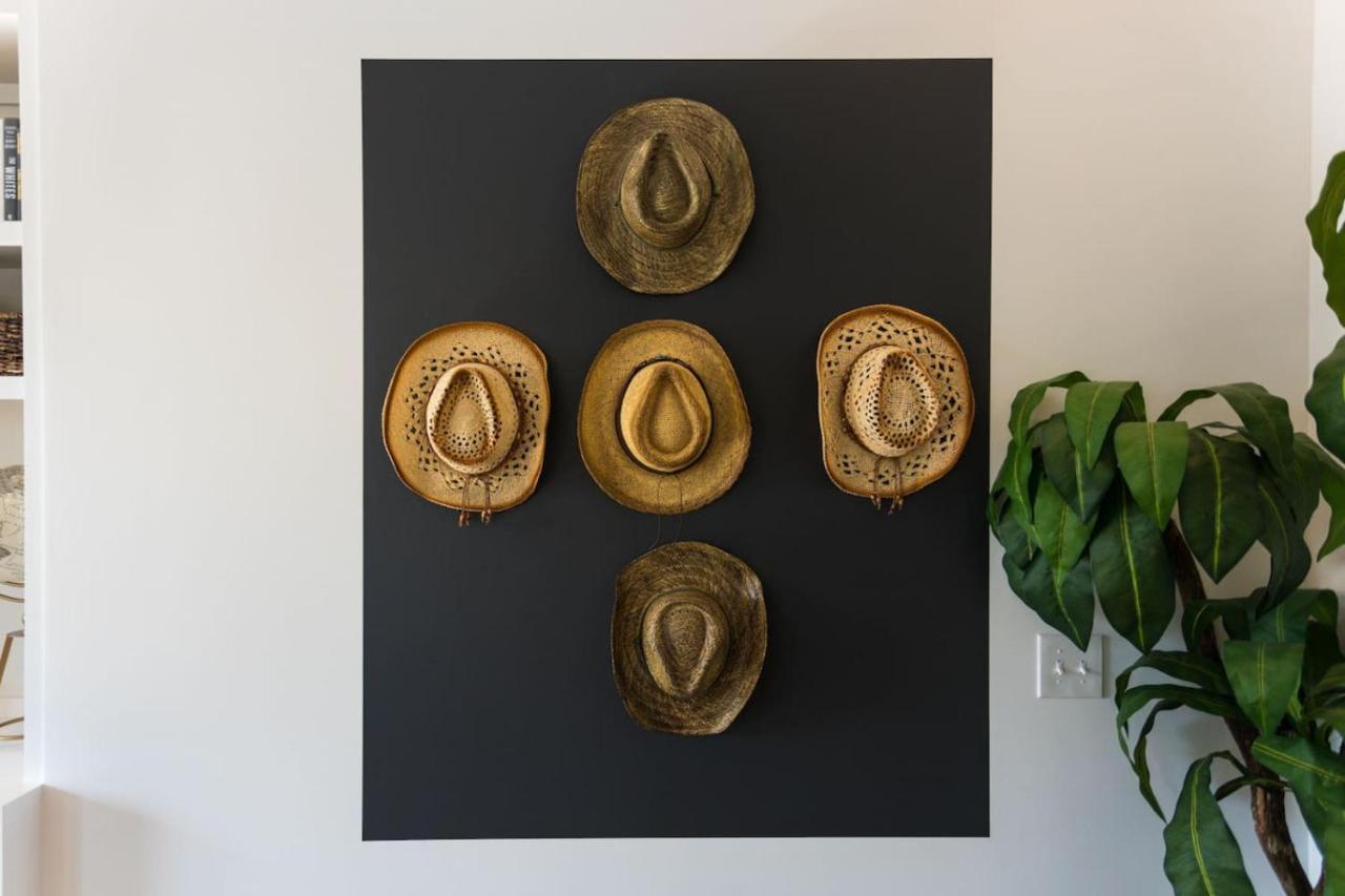 Downtown Luxury Large Townhome Lots Of Beds - 5