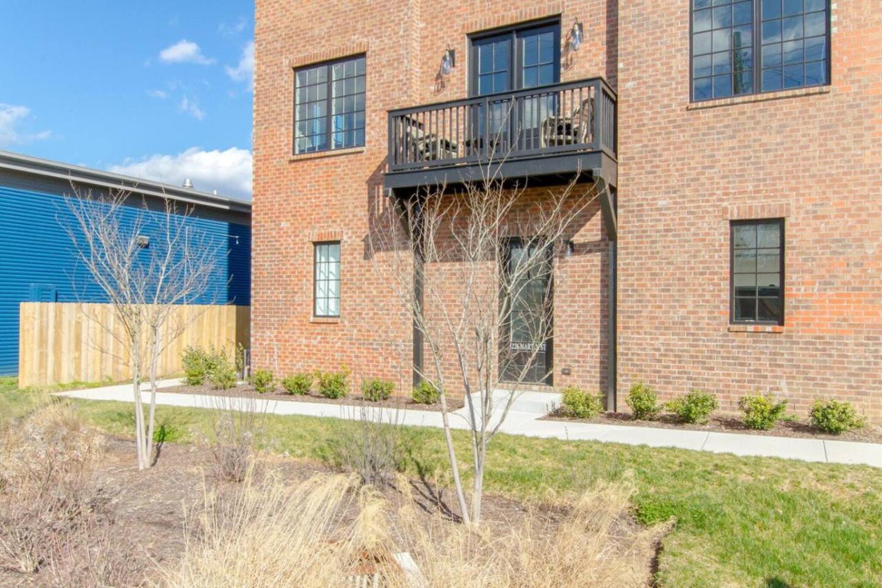 Downtown Luxury Large Townhome Lots Of Beds - 3