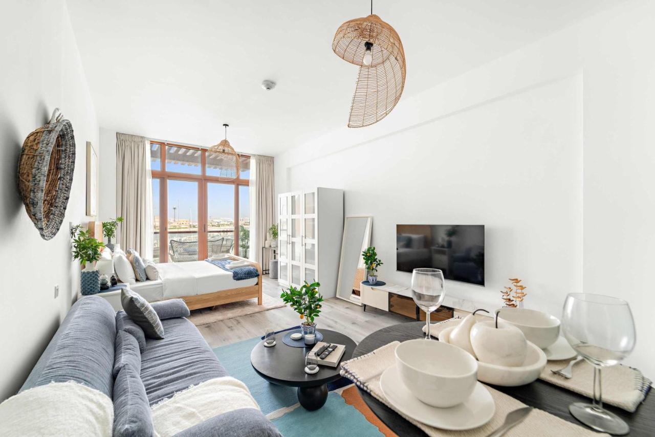 Silkhaus Vacation Homes Sea View Studio in Palm Jumeirah