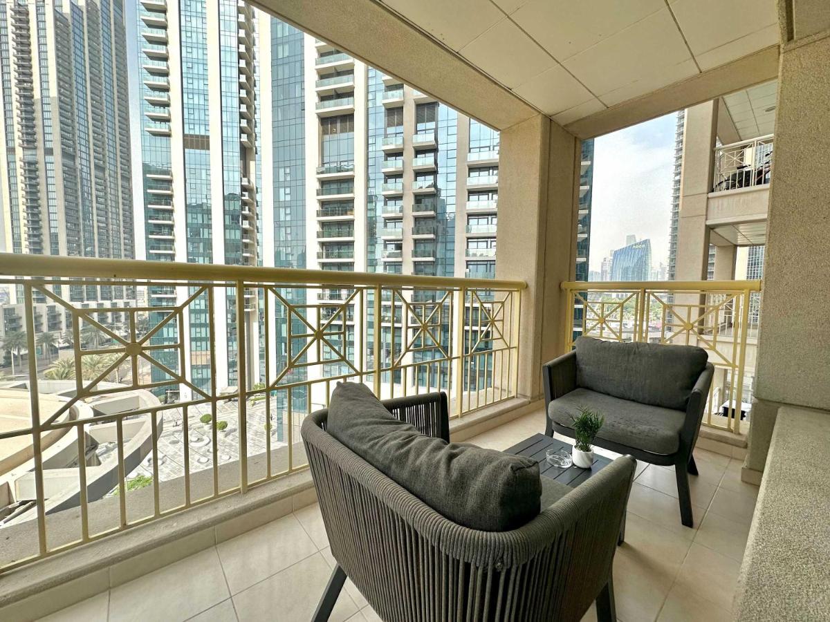 Silkhaus Vacation Homes 1BR Downtown Heart in Emaar Tower - 2