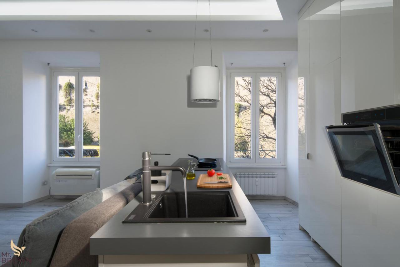 MrBrown - Vatican Prestige Home - 4