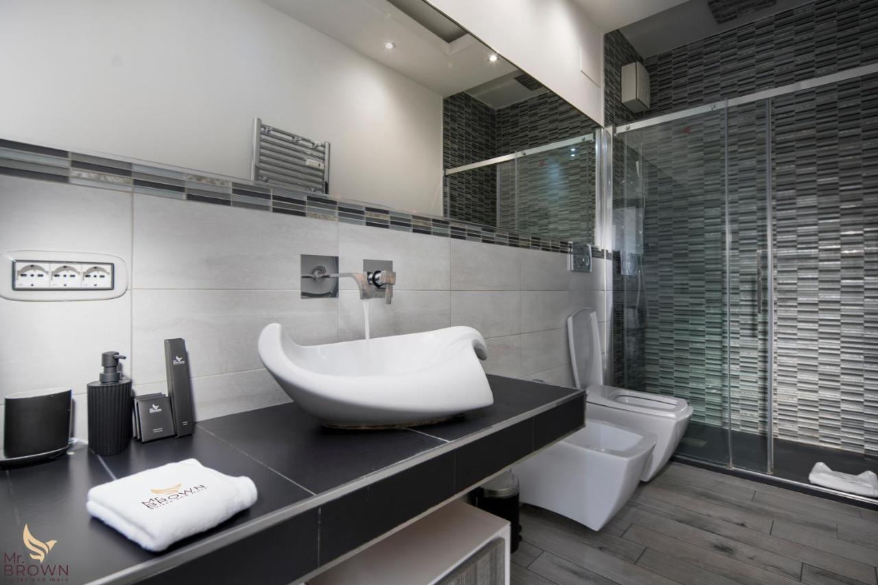 MrBrown - Vatican Prestige Home - 3