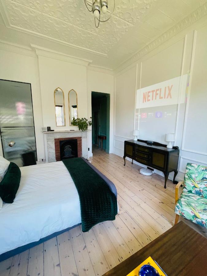 Suite Martinique at Slivington Manor - 4