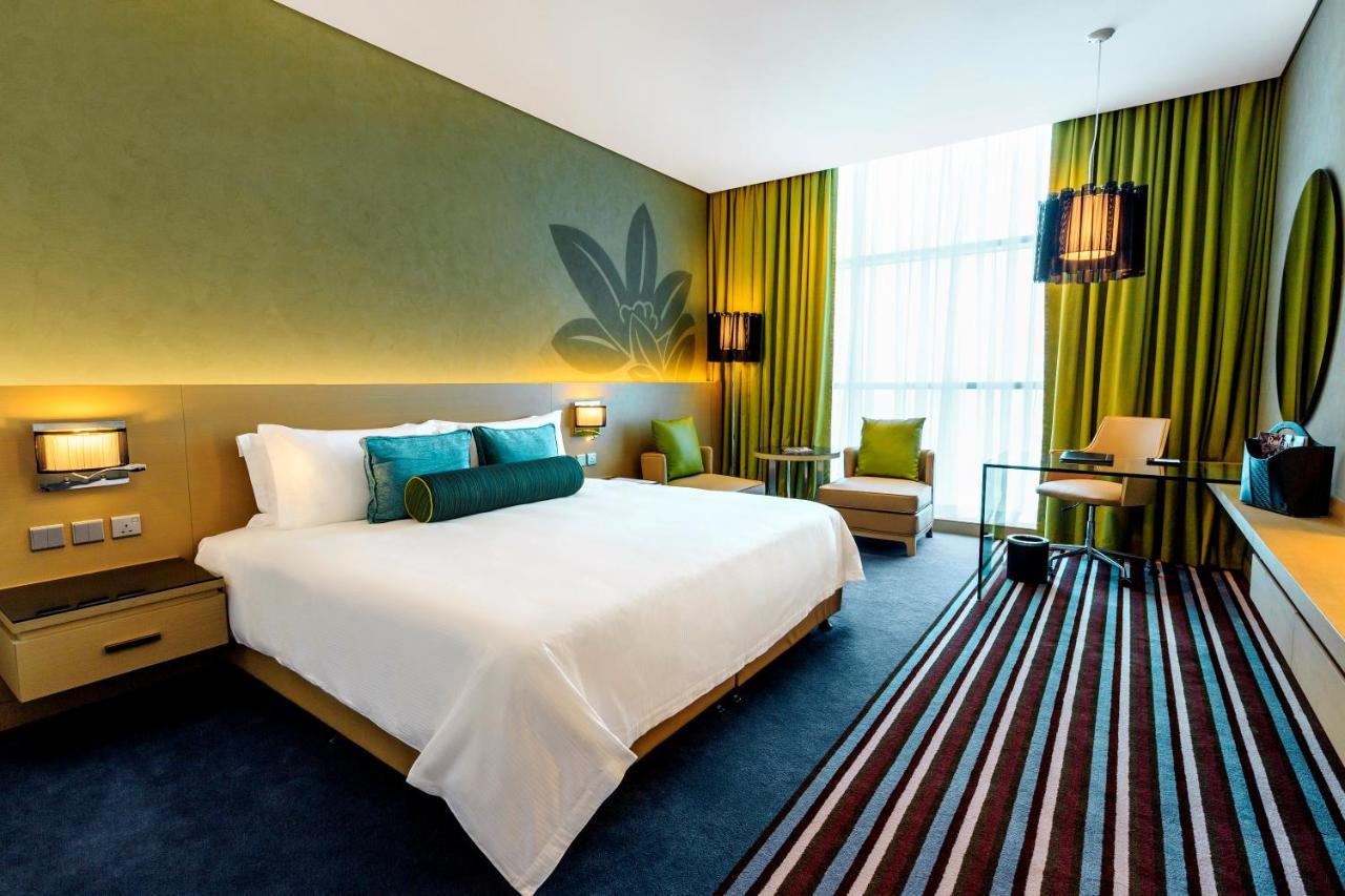 Downtown Rotana photo