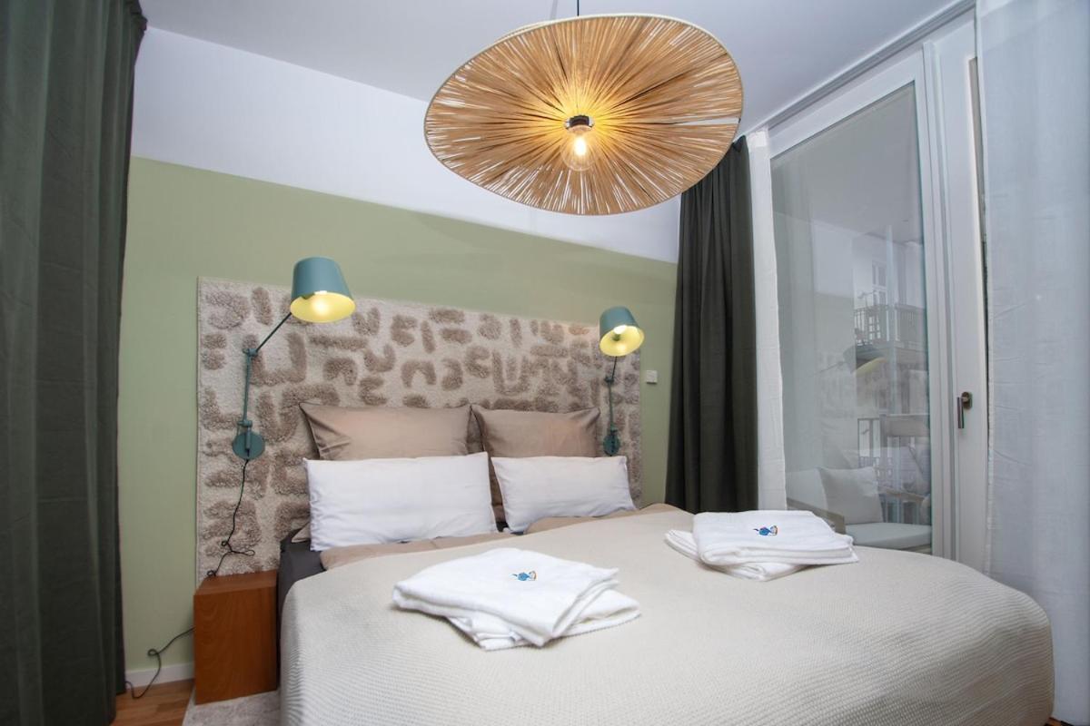 Berlin hautnah! Designer-Apartment an der Spree - 2