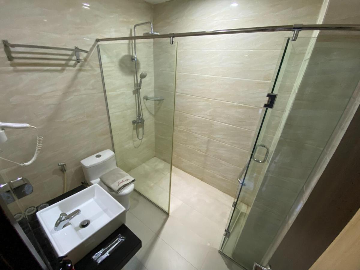 Lucky Star Hotel Near Harbour Bay Batam - 3