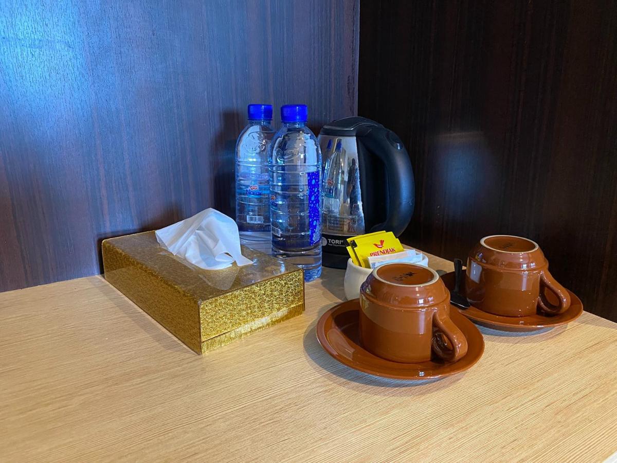 Lucky Star Hotel Near Harbour Bay Batam - 4