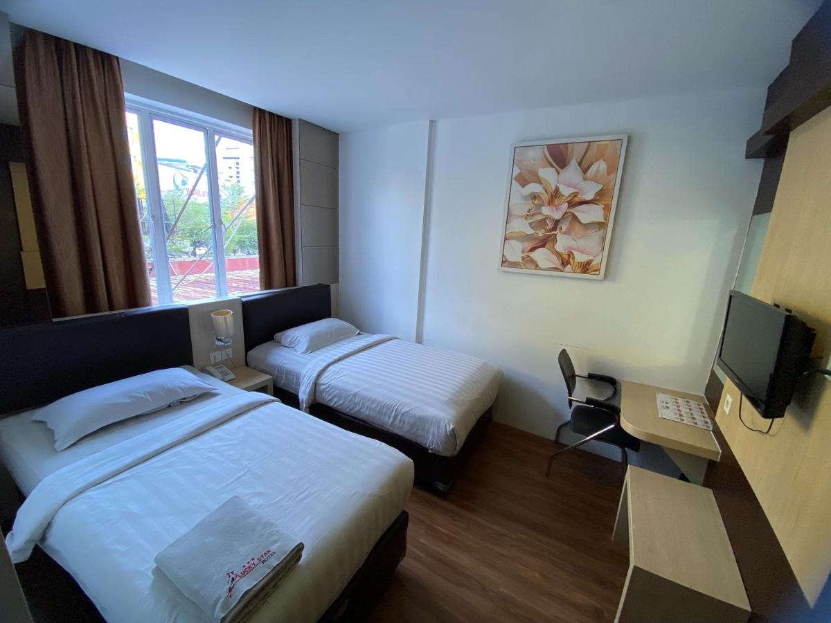 Lucky Star Hotel Near Harbour Bay Batam - 5