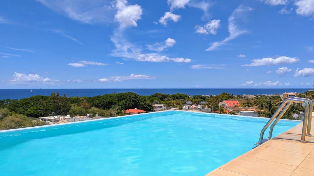 Beach house apartment with pool - 4