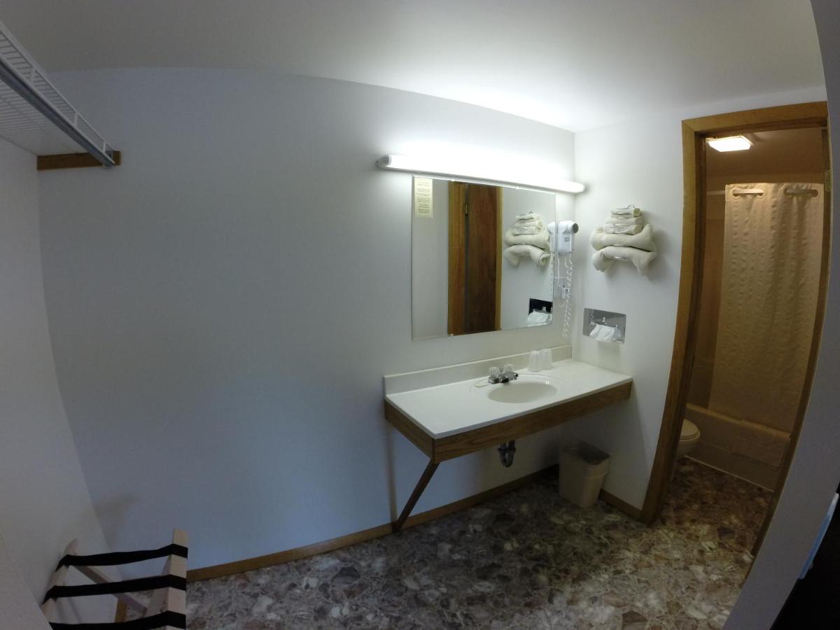 High Seas Motel — photo 23