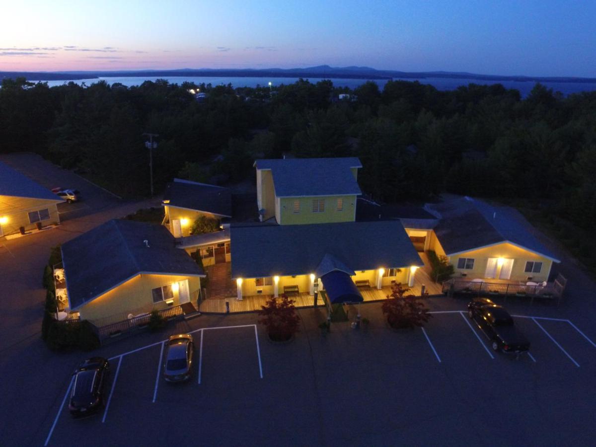 High Seas Motel — photo 9