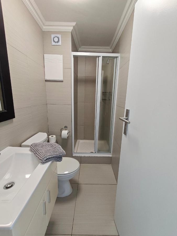 2 Bedroom Beachfront Apartment Blouberg - 3