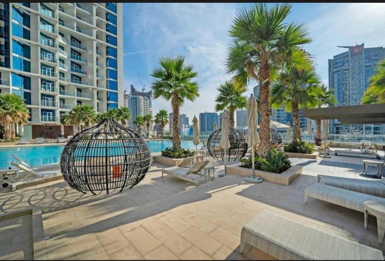 Luxurious studio in Damac maison prive by Phineek vacation home - 3