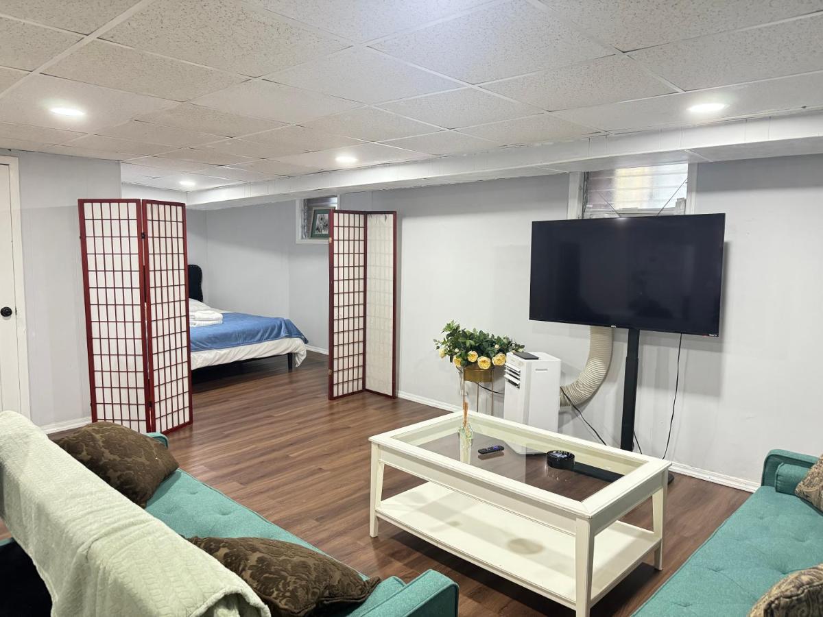 Cozy 1 bedroom close to NYC with private bar - 5