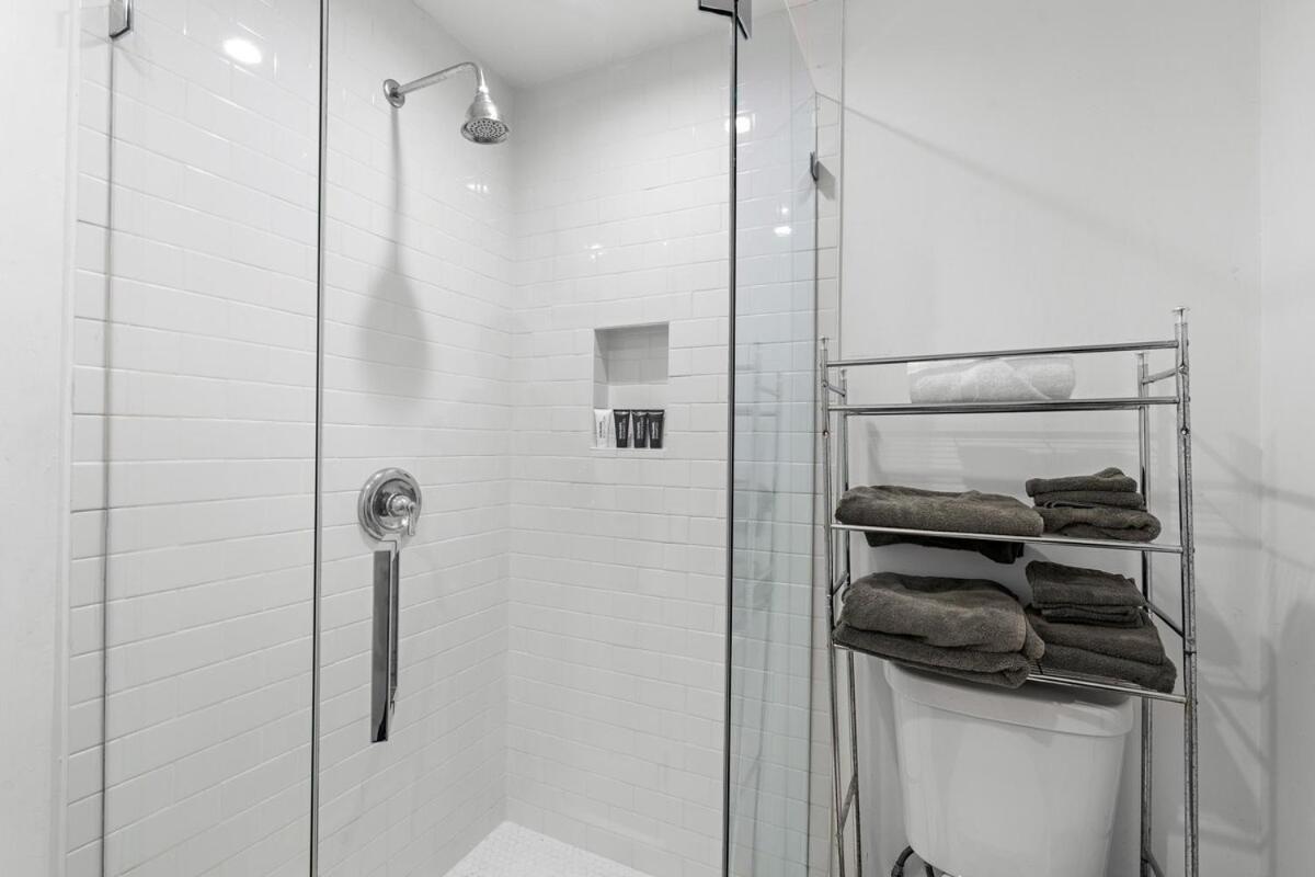 Private Guest Suite Beverly Hills Adj - 2