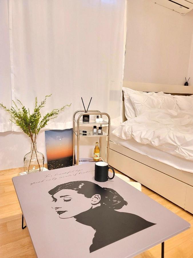 Danbam Sinchon, 2BR up to 3 people - 2