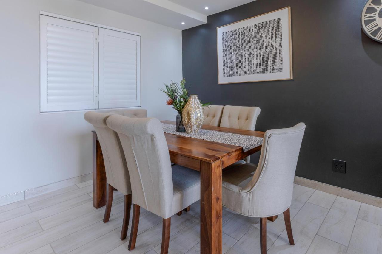 Lagoon Beach Luxury Apartments - 5