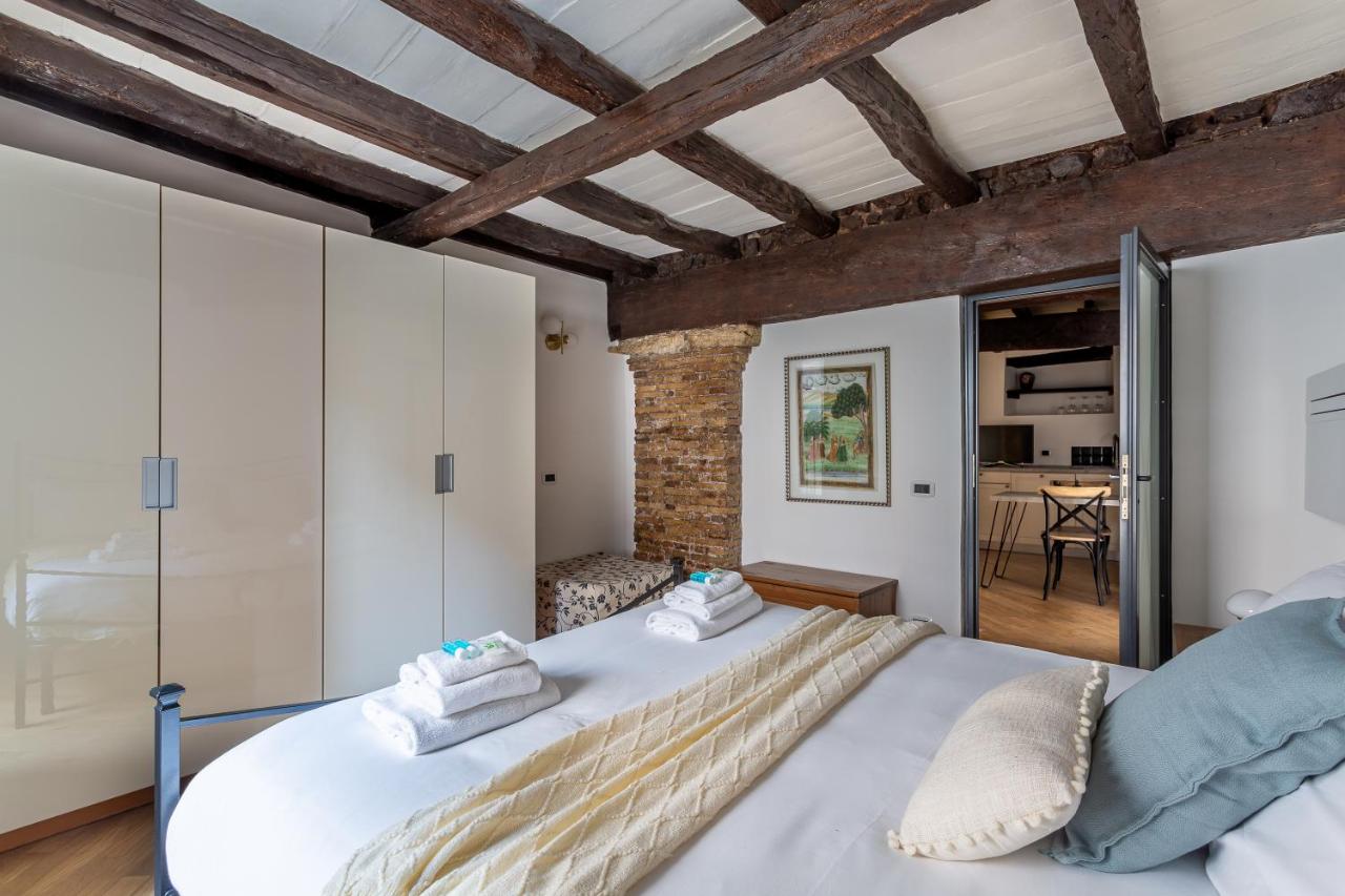 iFlat Campo de Fiori's Comfy Gem - 2