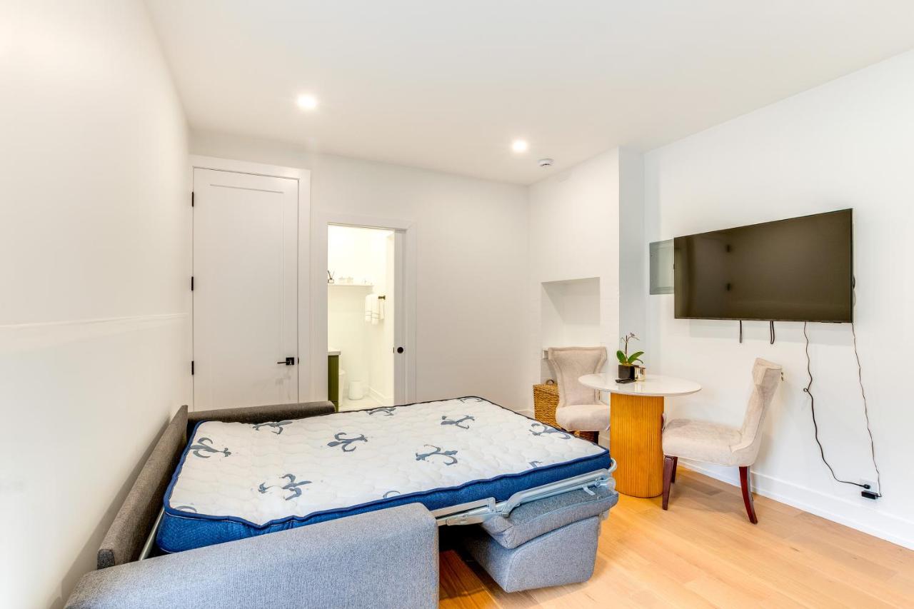 Centrally Located and Pet Friendly Yonkers Studio! - 5