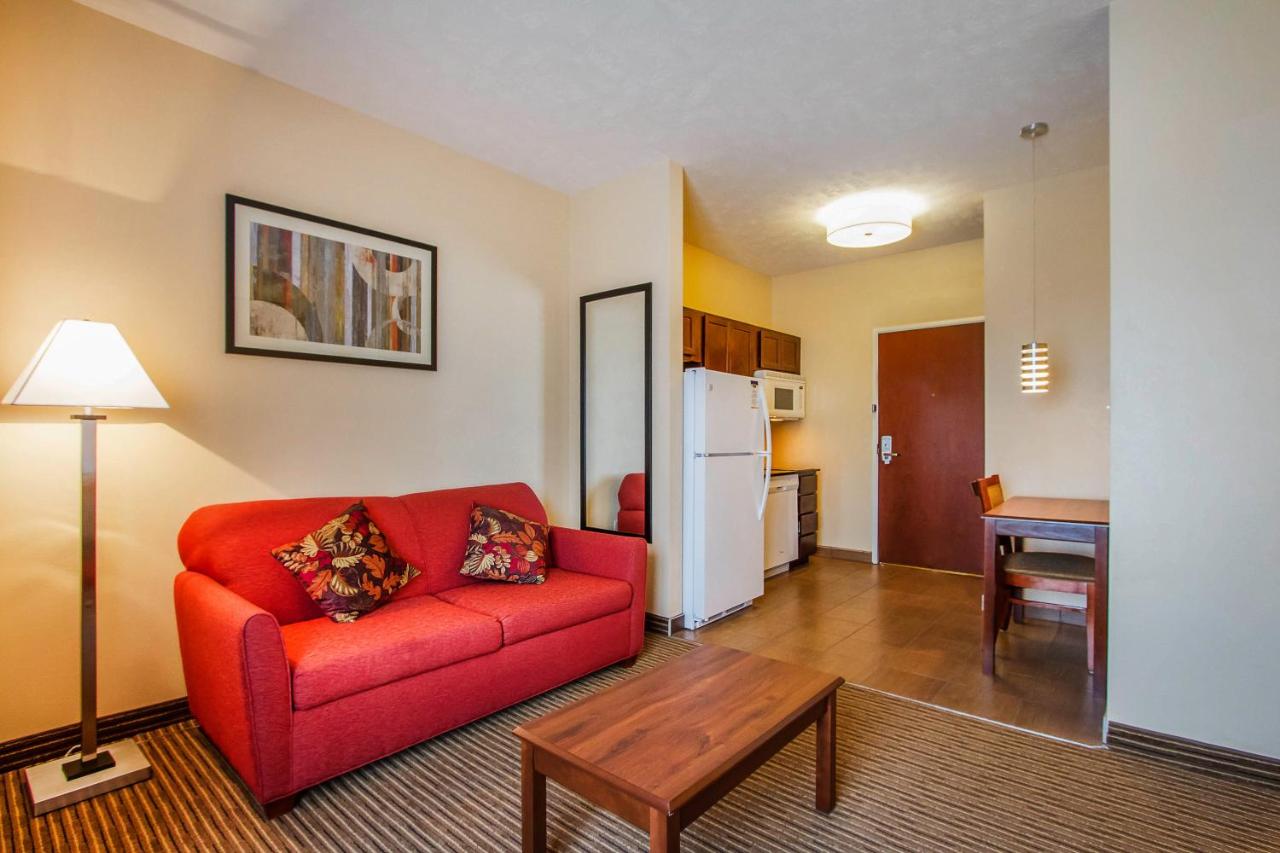 Resident Suites Motel — photo 18